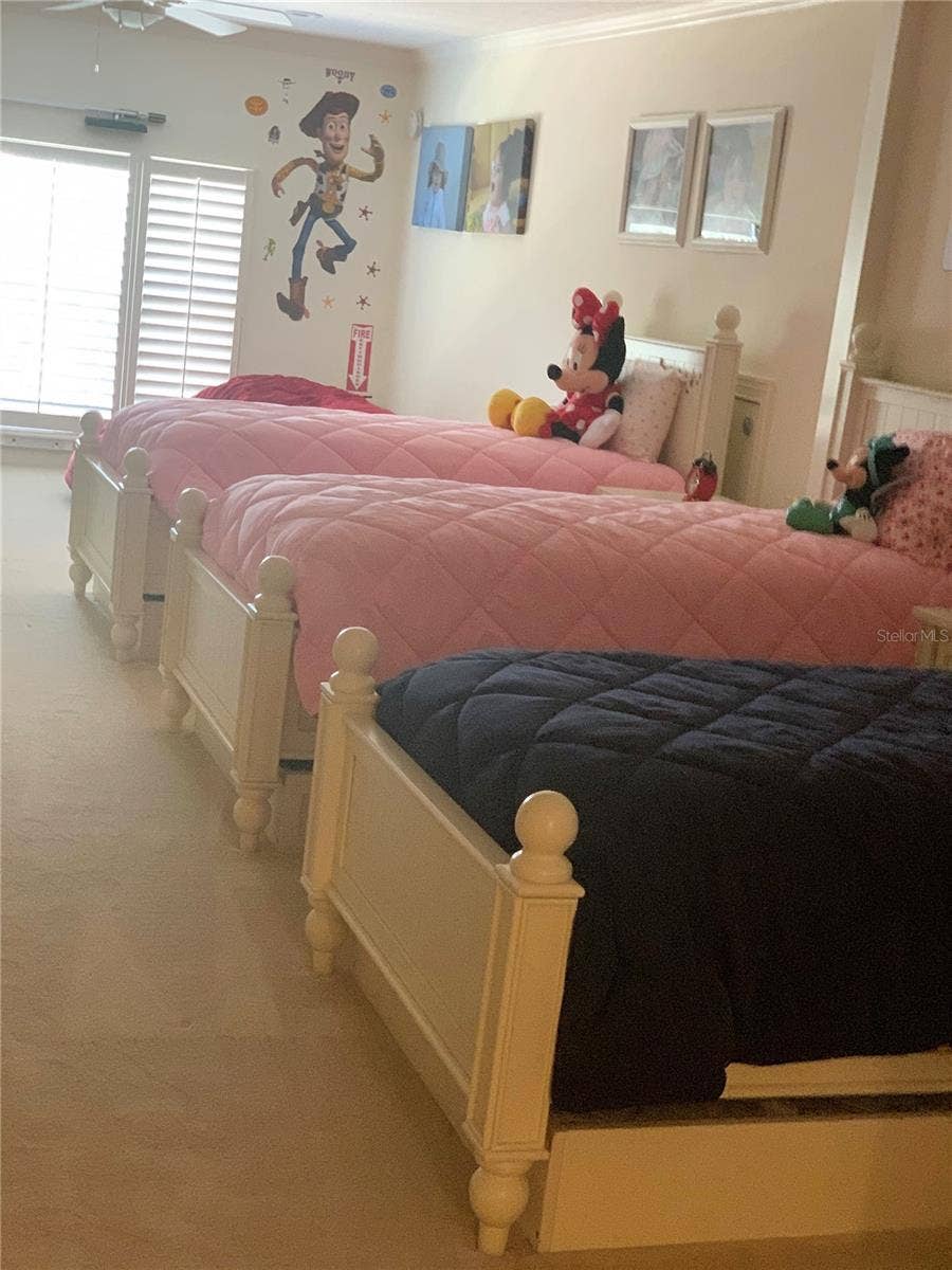 9245 SOUTHERN BREEZE DRIVE, Orlando, FL 32836 9245 SOUTHERN BREEZE DRIVE, Orlando, FL 32836