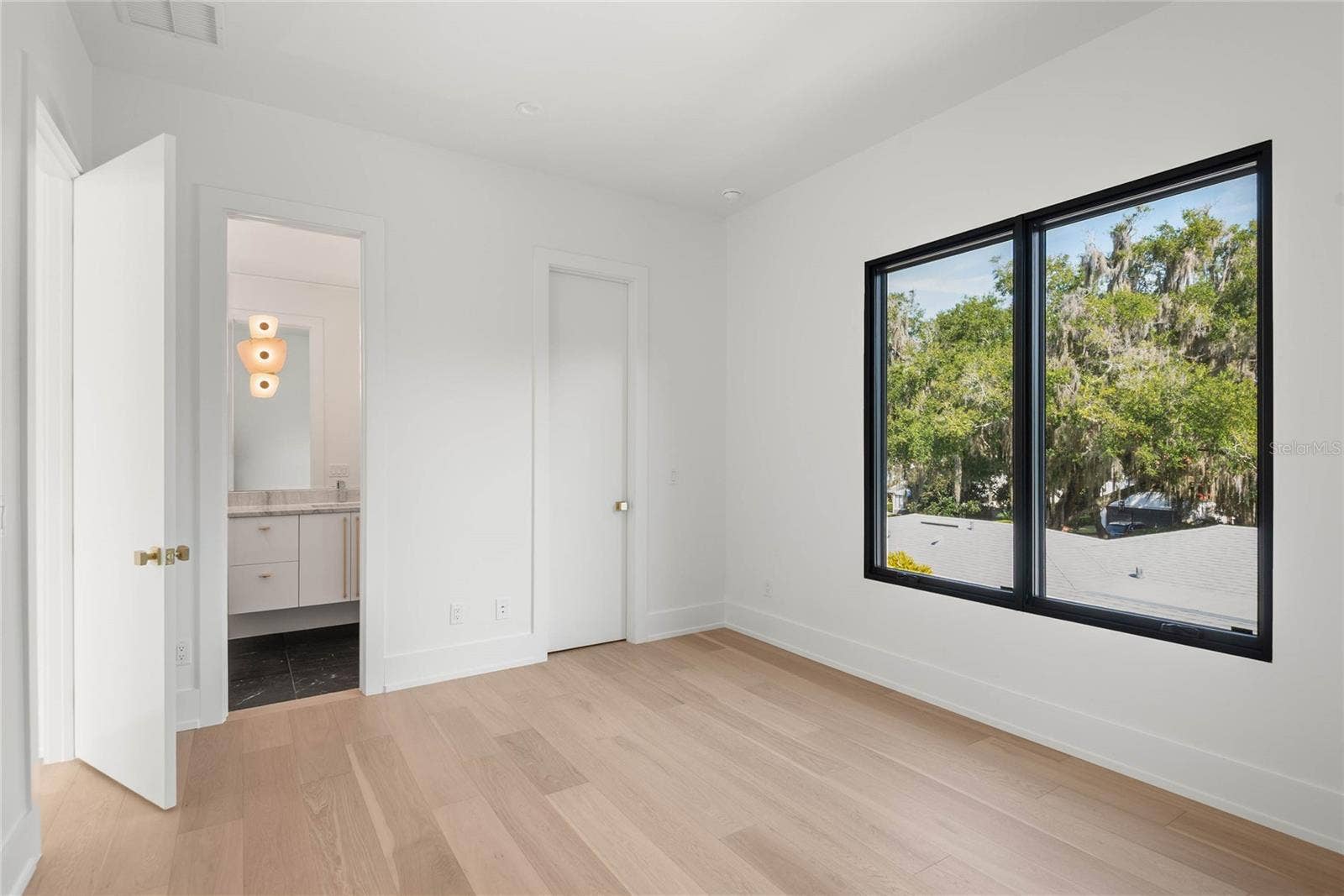 1821 ENGLEWOOD ROAD, Winter Park, FL 32789 Bedroom 2 Suite