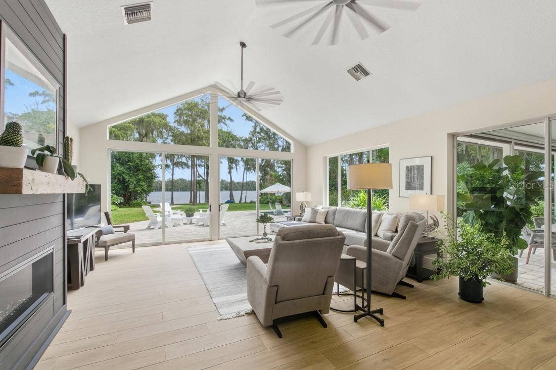 4733 CHULUOTA ROAD, Orlando, FL 32820 4733 CHULUOTA ROAD, Orlando, FL 32820