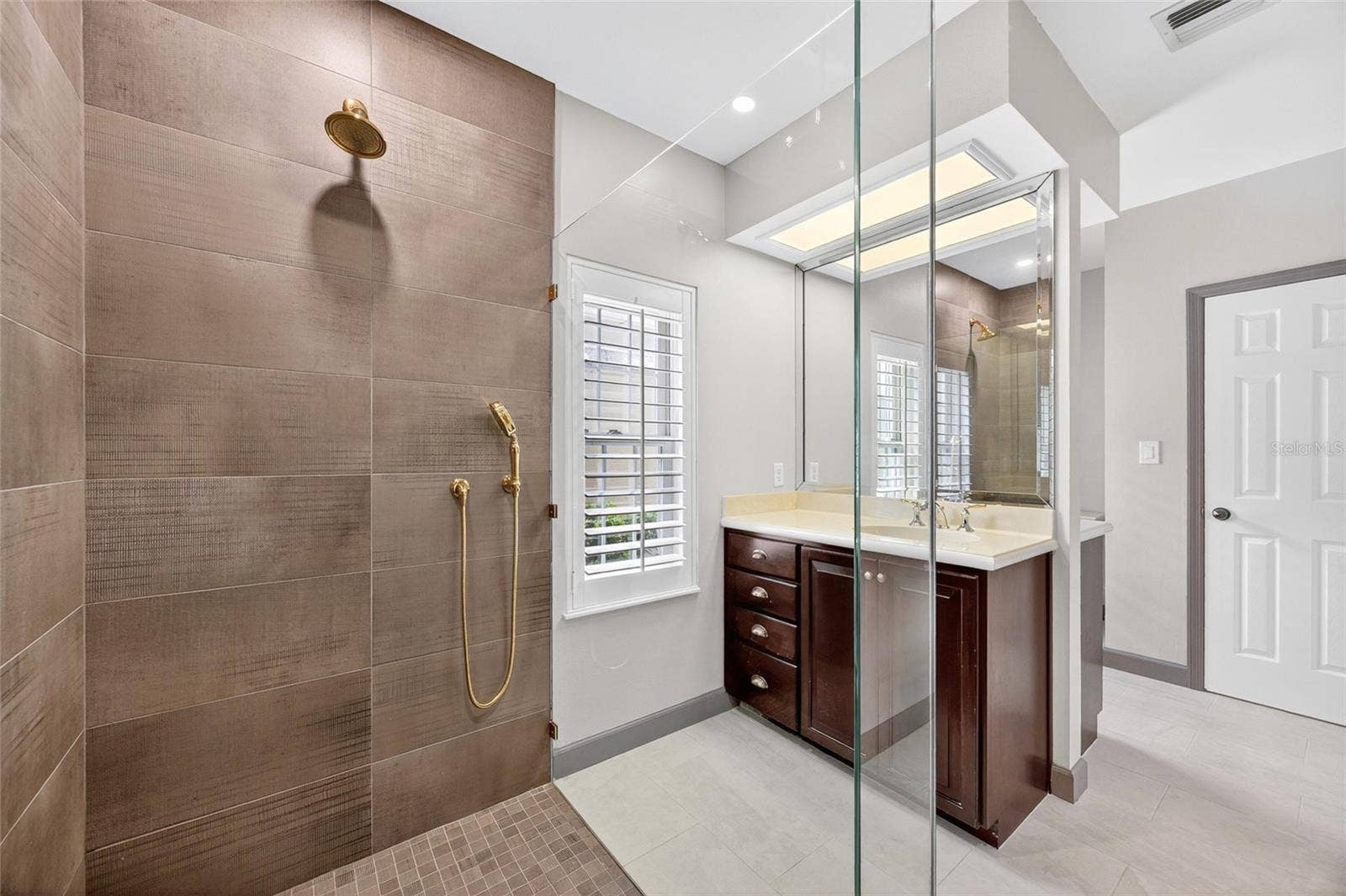 5941 CHESAPEAKE PARK, #GE, Orlando, FL 32819 5941 CHESAPEAKE PARK, #GE, Orlando, FL 32819