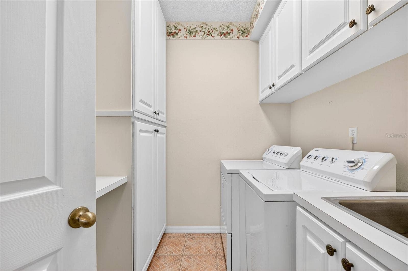 5941 CHESAPEAKE PARK, #GE, Orlando, FL 32819 5941 CHESAPEAKE PARK, #GE, Orlando, FL 32819