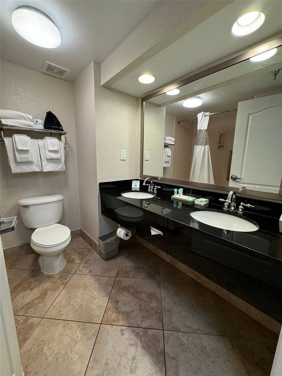 3000 MAINGATE LANE, #327, Kissimmee, FL 34747 3000 MAINGATE LANE, #327, Kissimmee, FL 34747