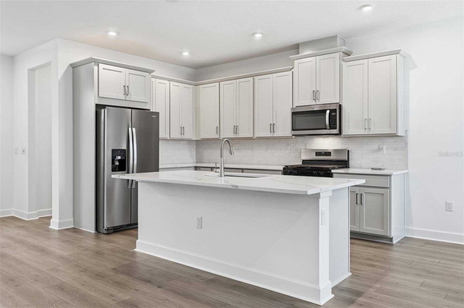 Island Village Lot 290 of Phase 2 Kitchen