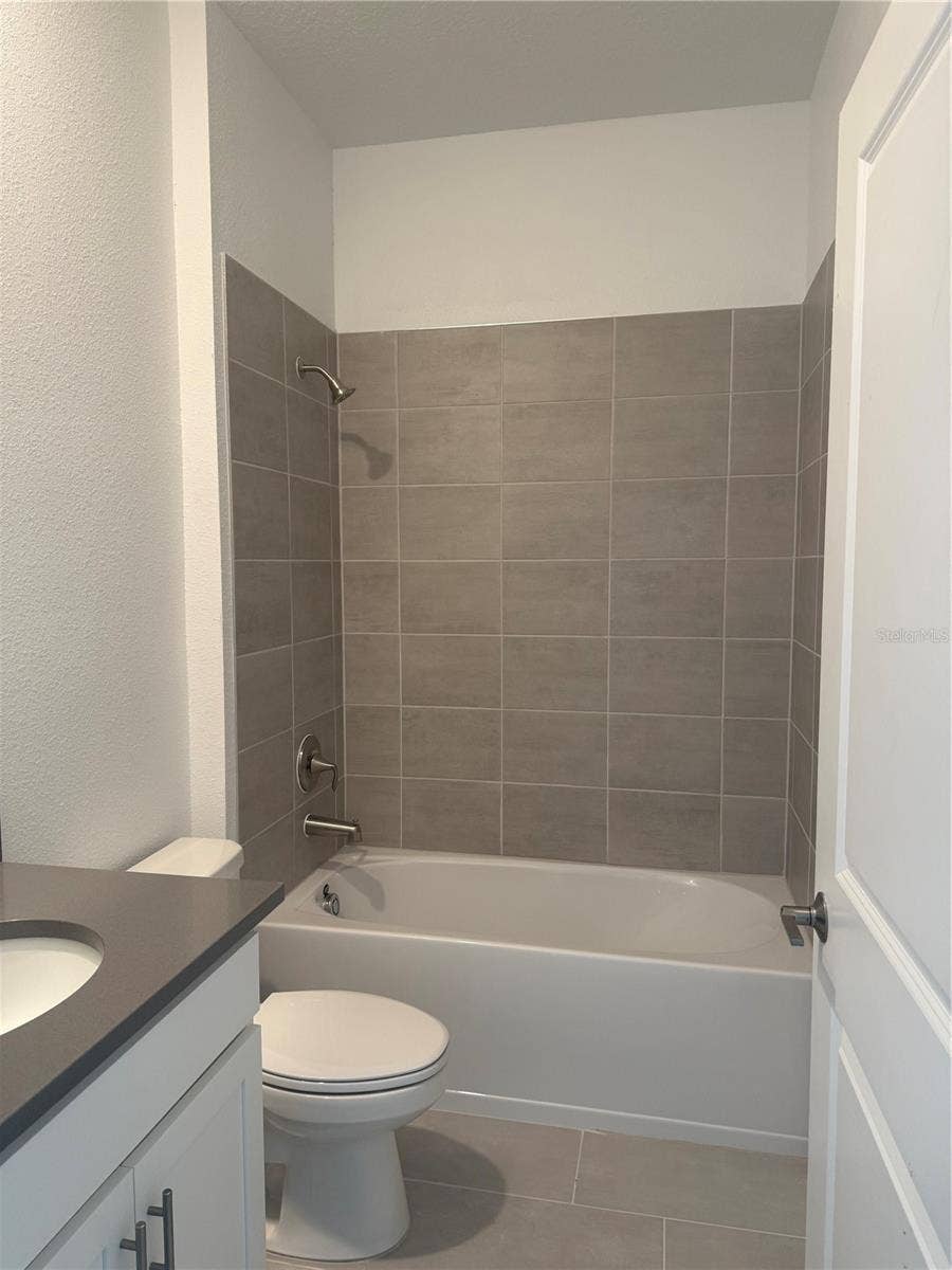 1123 KINGSBARN STREET, Davenport, FL 33896 1123 KINGSBARN STREET, Davenport, FL 33896