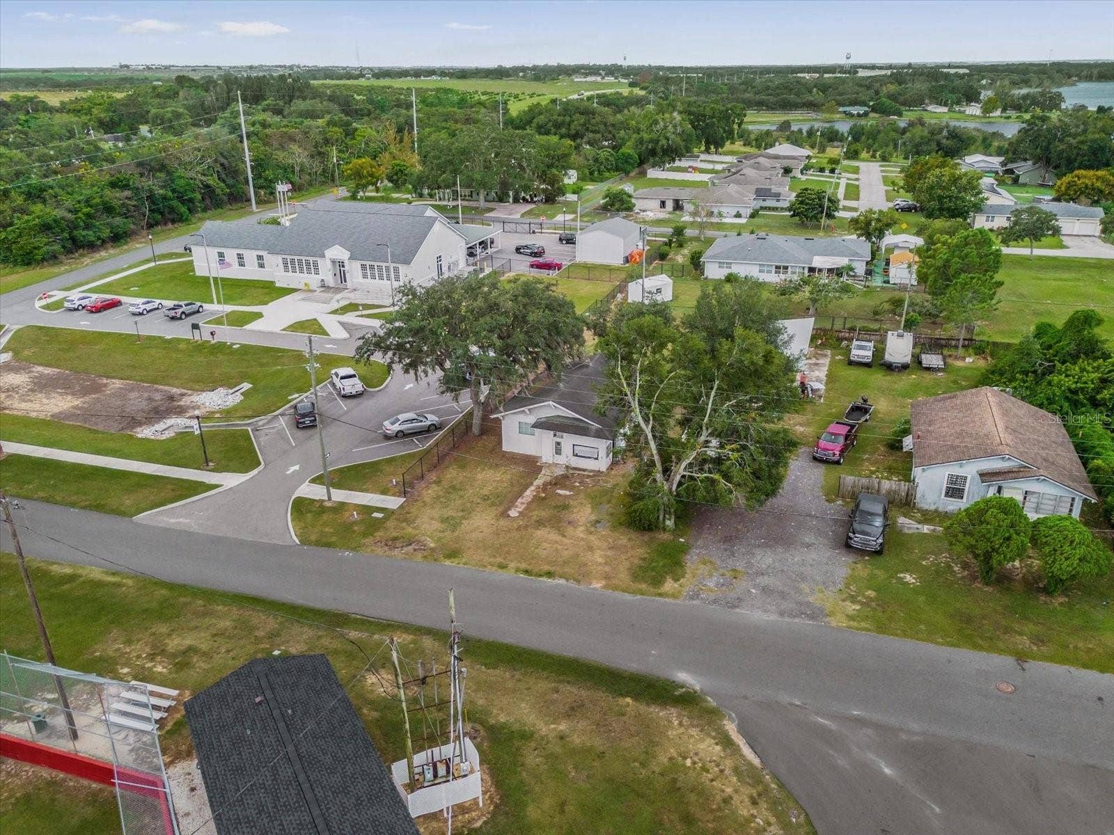 122 W SMITH AVENUE, Haines City, FL 33844 122 W SMITH AVENUE, Haines City, FL 33844