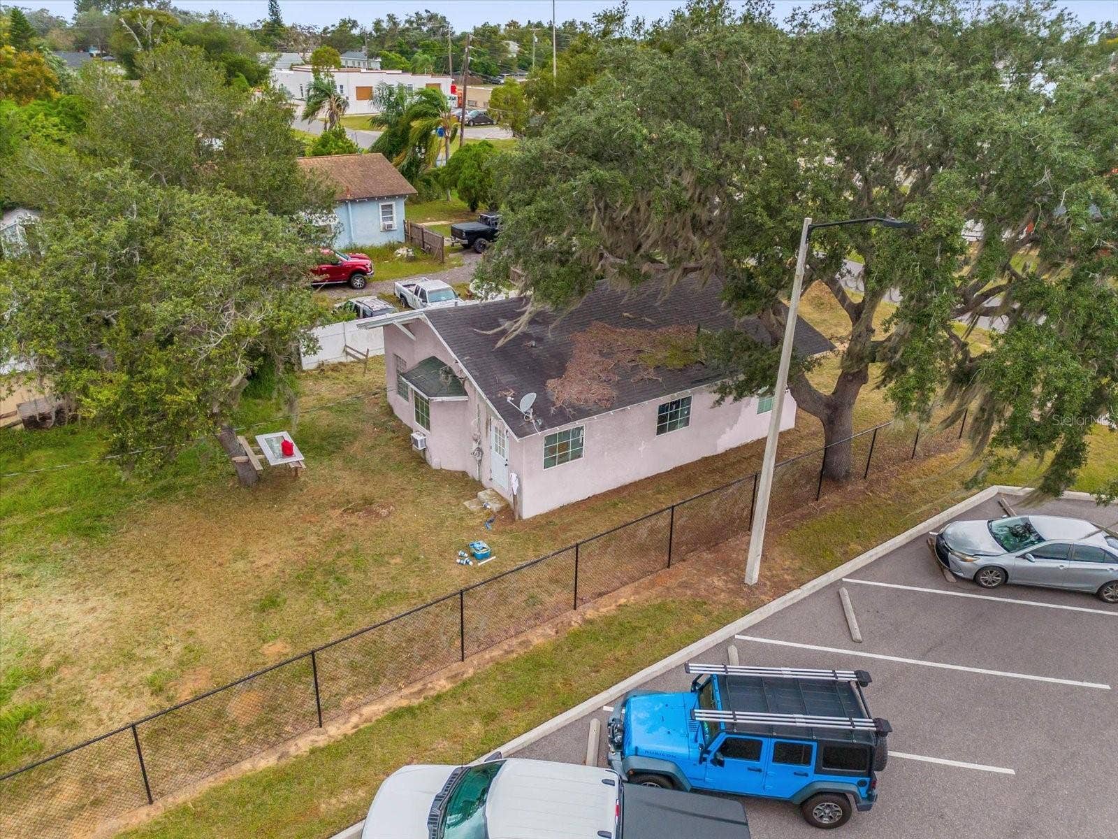 122 W SMITH AVENUE, Haines City, FL 33844 122 W SMITH AVENUE, Haines City, FL 33844
