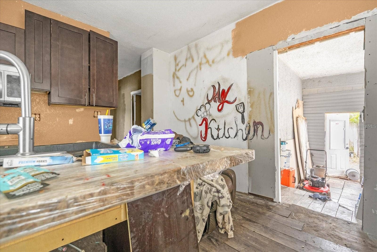 122 W SMITH AVENUE, Haines City, FL 33844 122 W SMITH AVENUE, Haines City, FL 33844