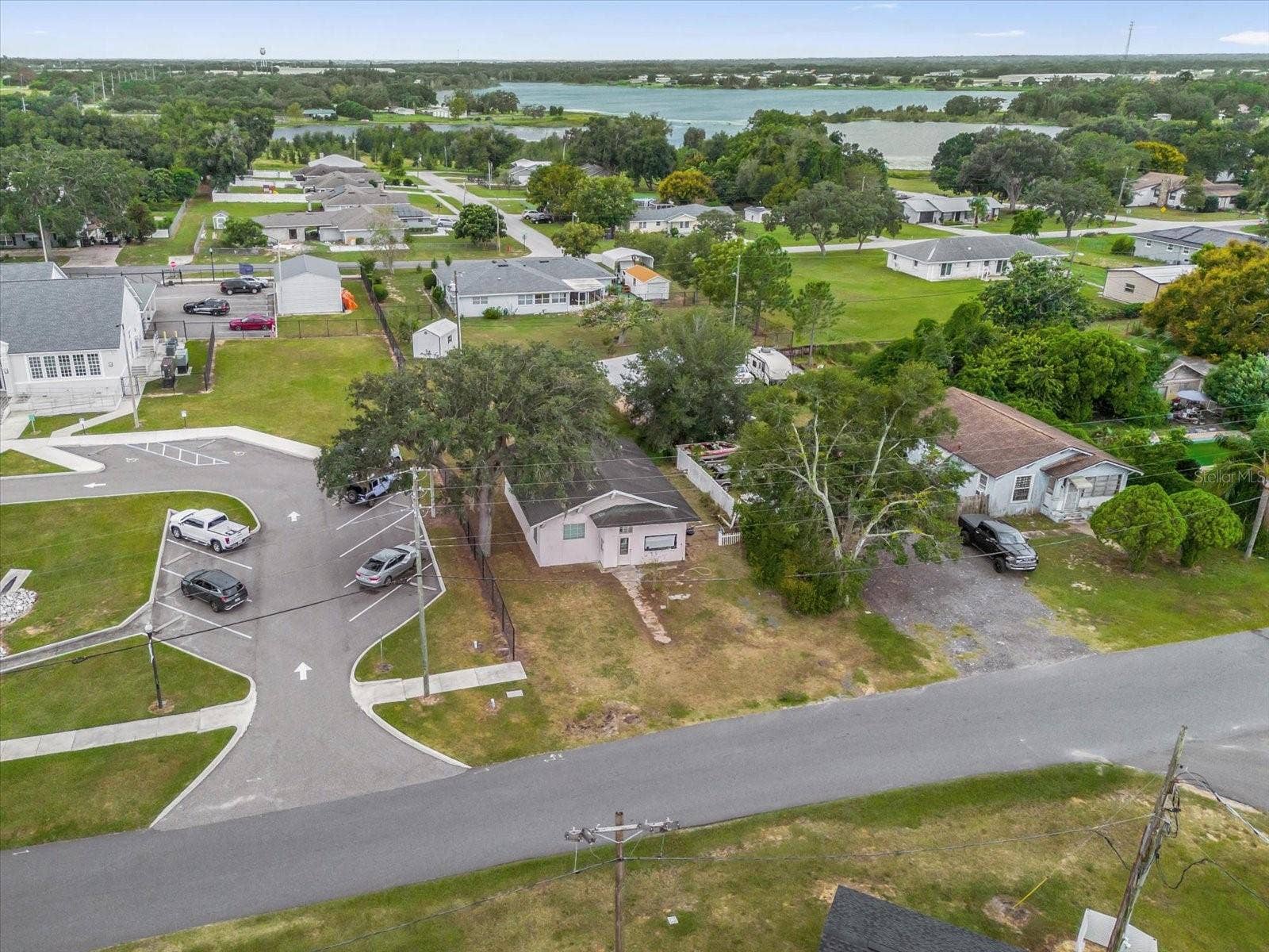 122 W SMITH AVENUE, Haines City, FL 33844 122 W SMITH AVENUE, Haines City, FL 33844
