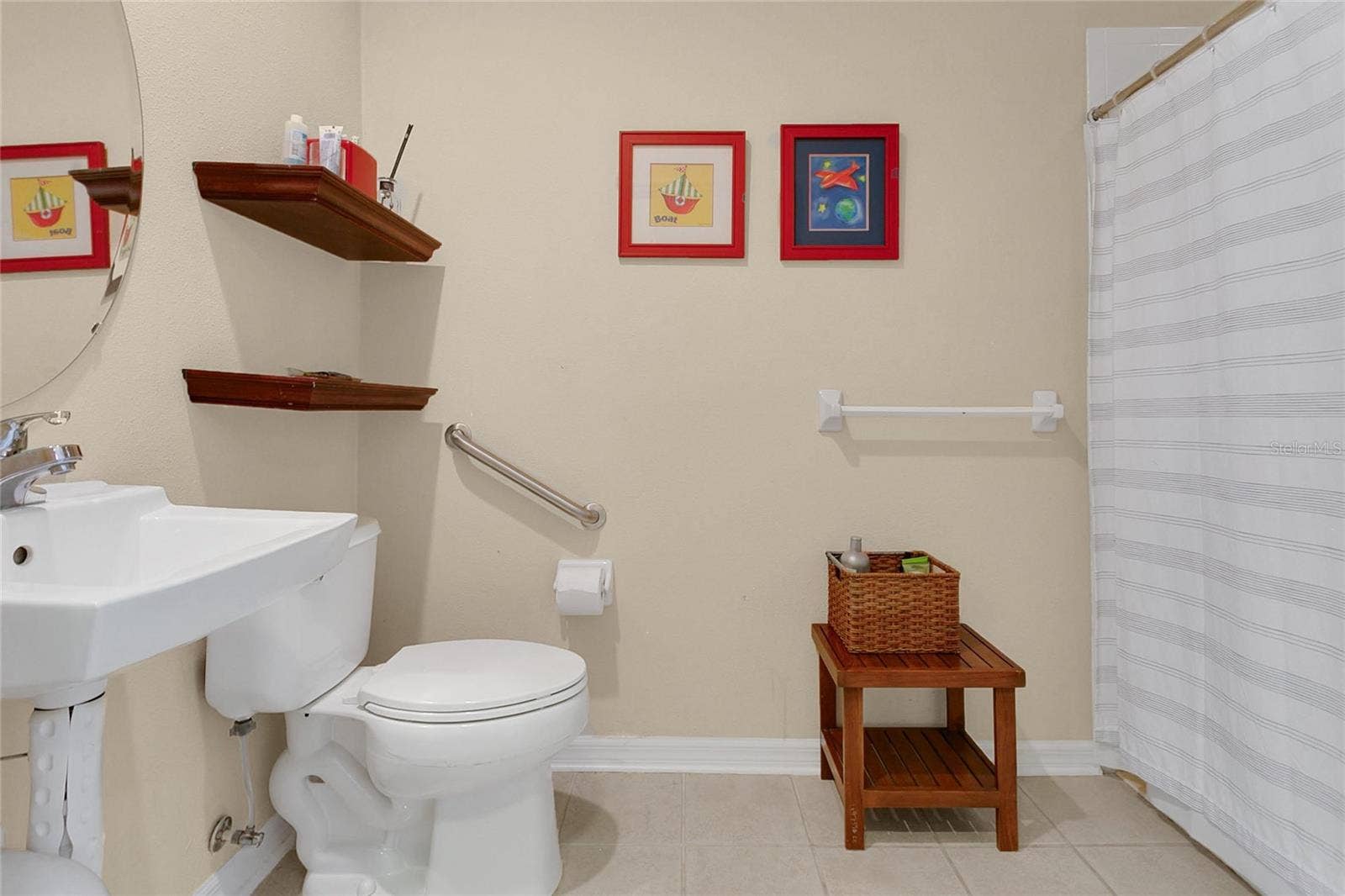 6712 THORNHILL CIRCLE, Windermere, FL 34786 6712 THORNHILL CIRCLE, Windermere, FL 34786