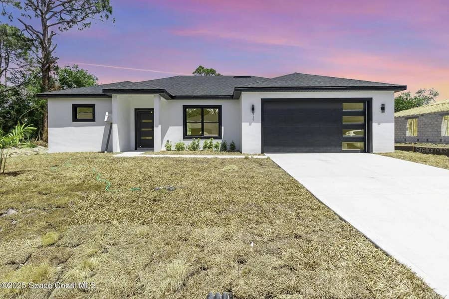 Property photo for 435 GOLDSMITH AVENUE NW, Palm Bay, FL
