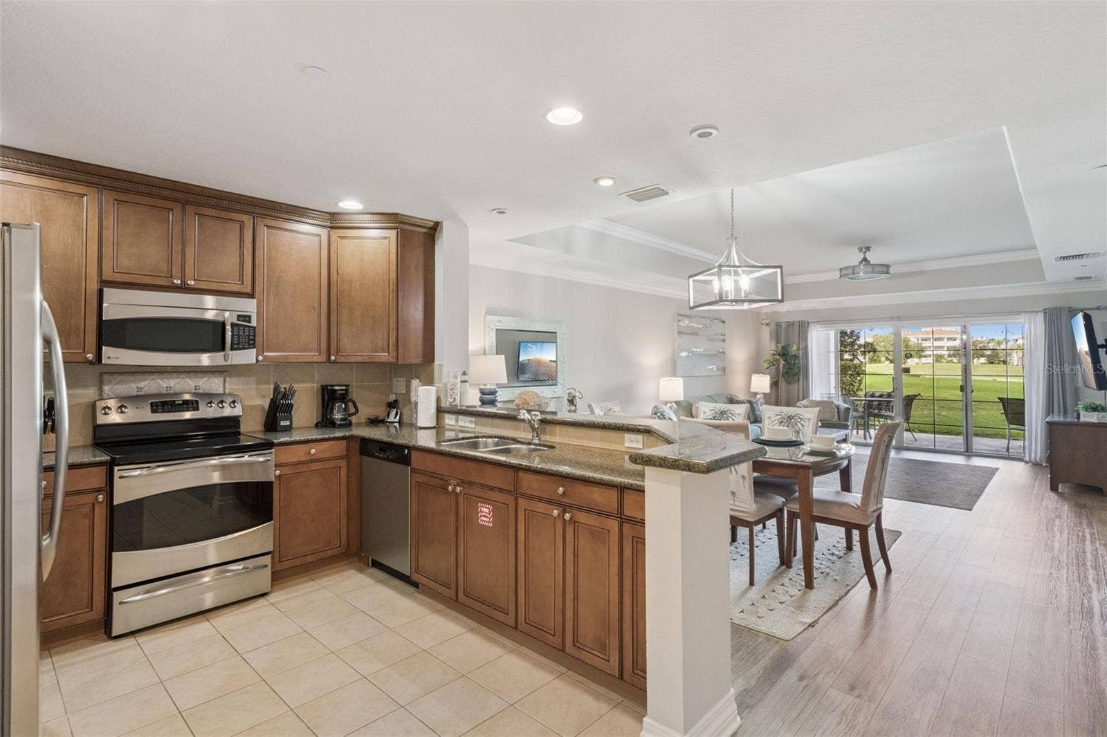 1100 SUNSET VIEW CIRCLE, #102, Reunion, FL 34747 1100 SUNSET VIEW CIRCLE, #102, Reunion, FL 34747