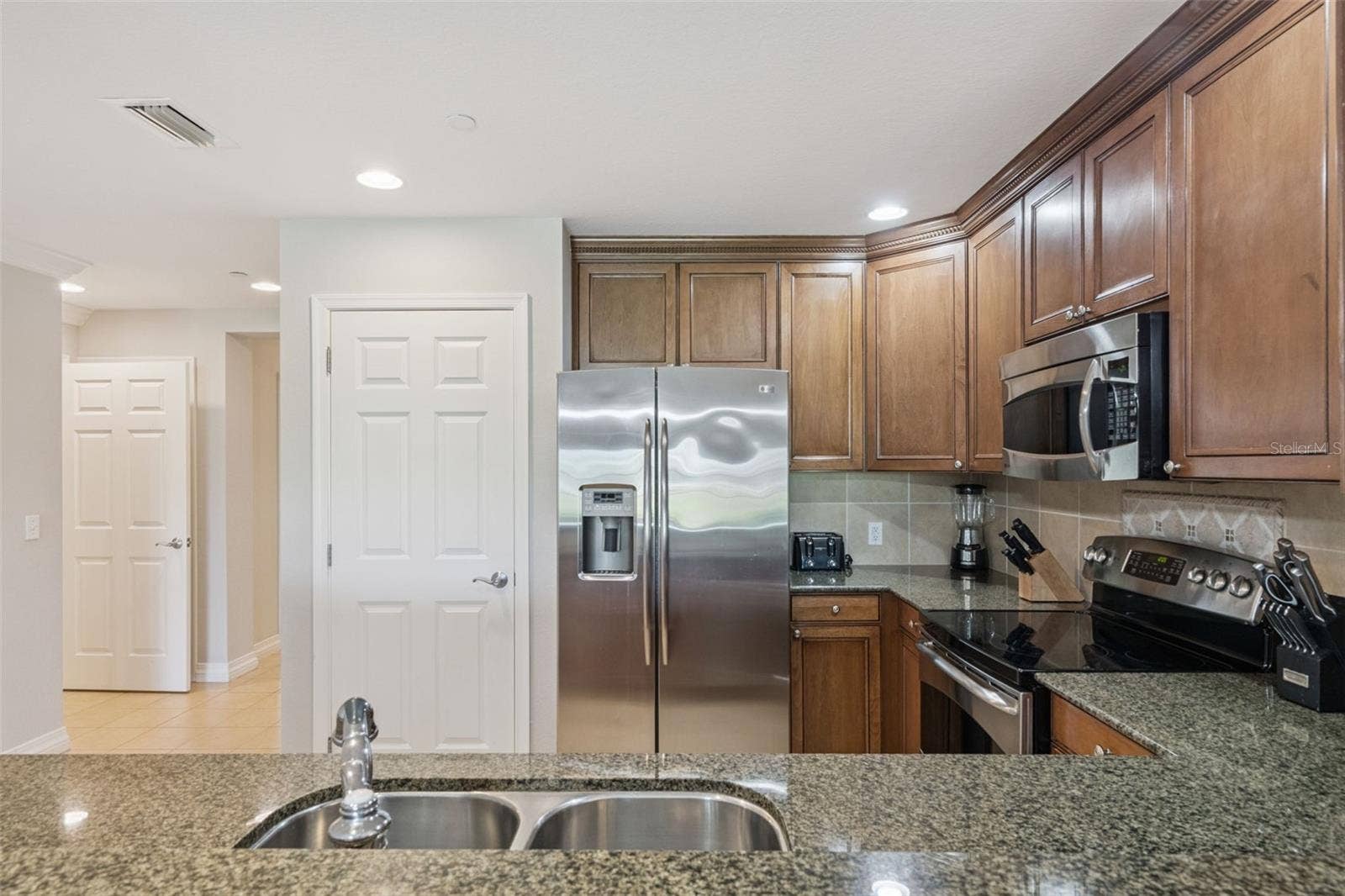 1100 SUNSET VIEW CIRCLE, #102, Reunion, FL 34747 1100 SUNSET VIEW CIRCLE, #102, Reunion, FL 34747