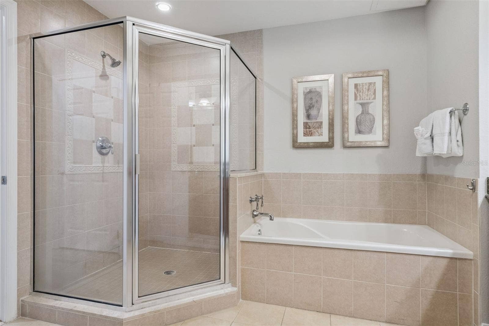 1100 SUNSET VIEW CIRCLE, #102, Reunion, FL 34747 1100 SUNSET VIEW CIRCLE, #102, Reunion, FL 34747