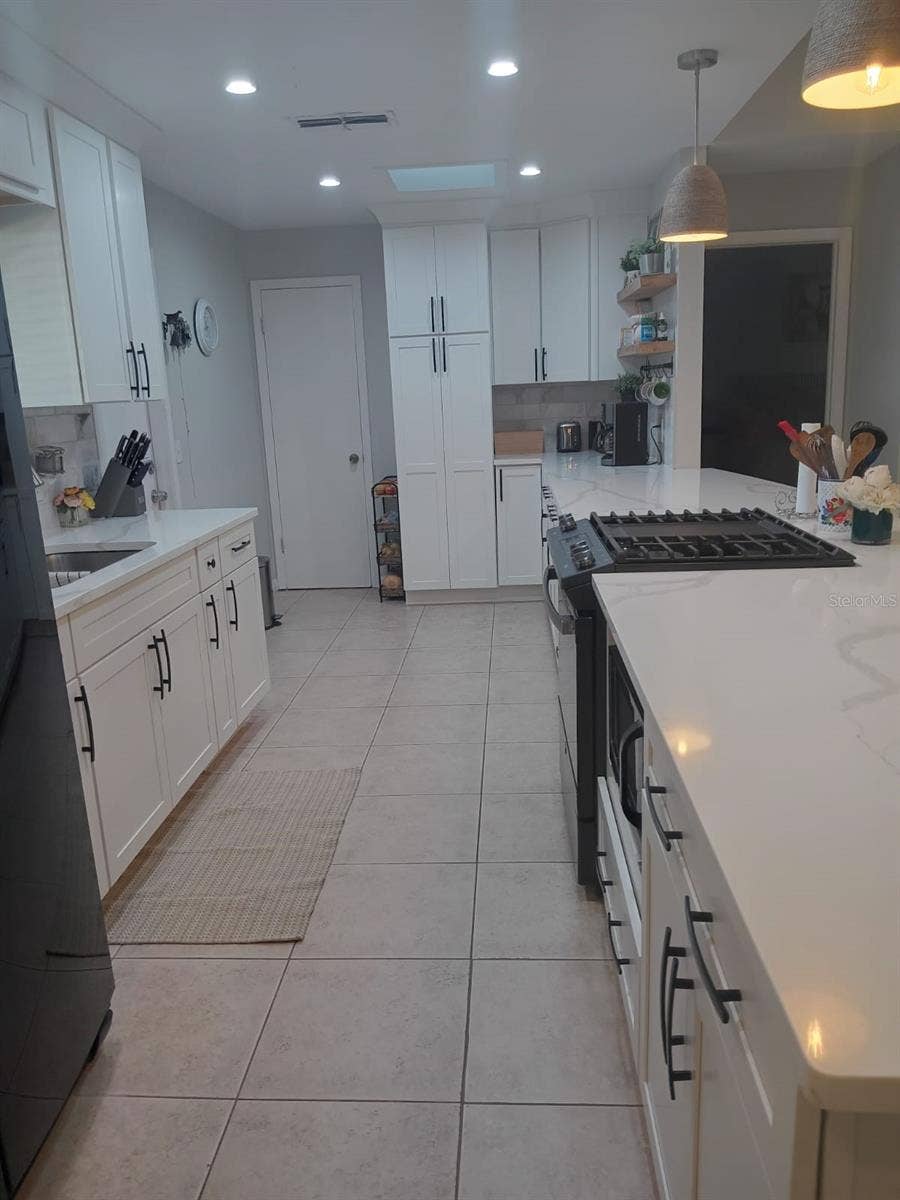 10700 GARDENWOOD ROAD, Orlando, FL 32837 10700 GARDENWOOD ROAD, Orlando, FL 32837