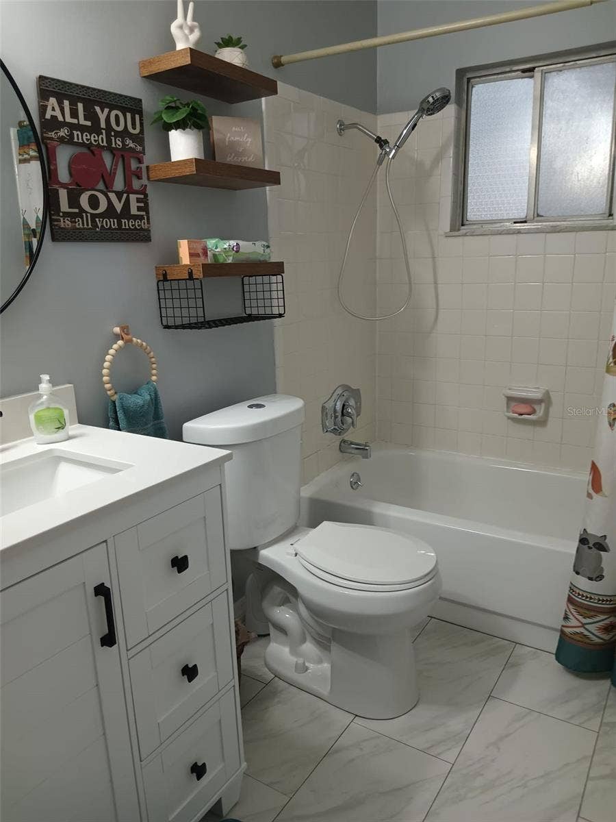 10700 GARDENWOOD ROAD, Orlando, FL 32837 10700 GARDENWOOD ROAD, Orlando, FL 32837