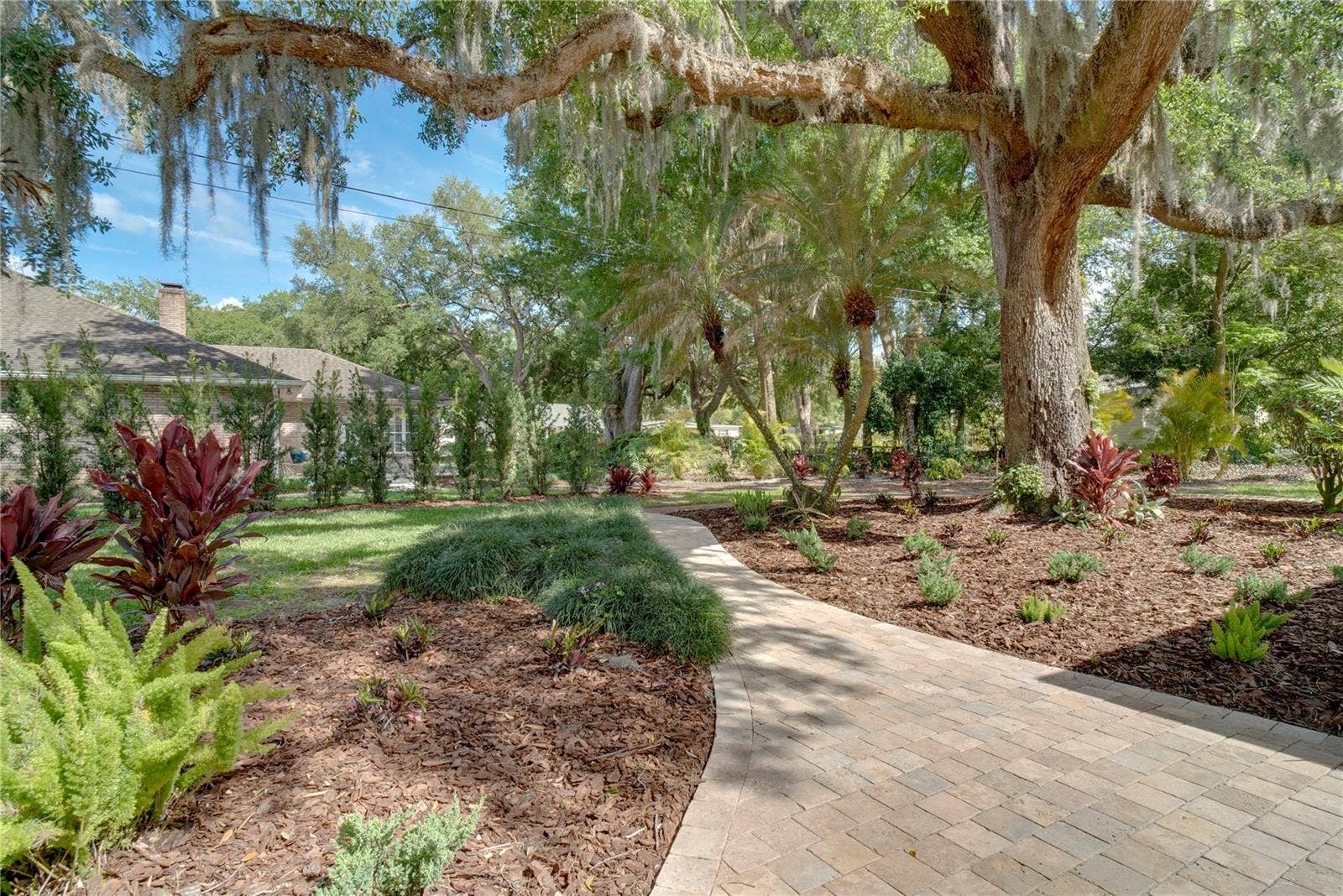 241 N DILLARD STREET, Winter Garden, FL 34787 241 N DILLARD STREET, Winter Garden, FL 34787