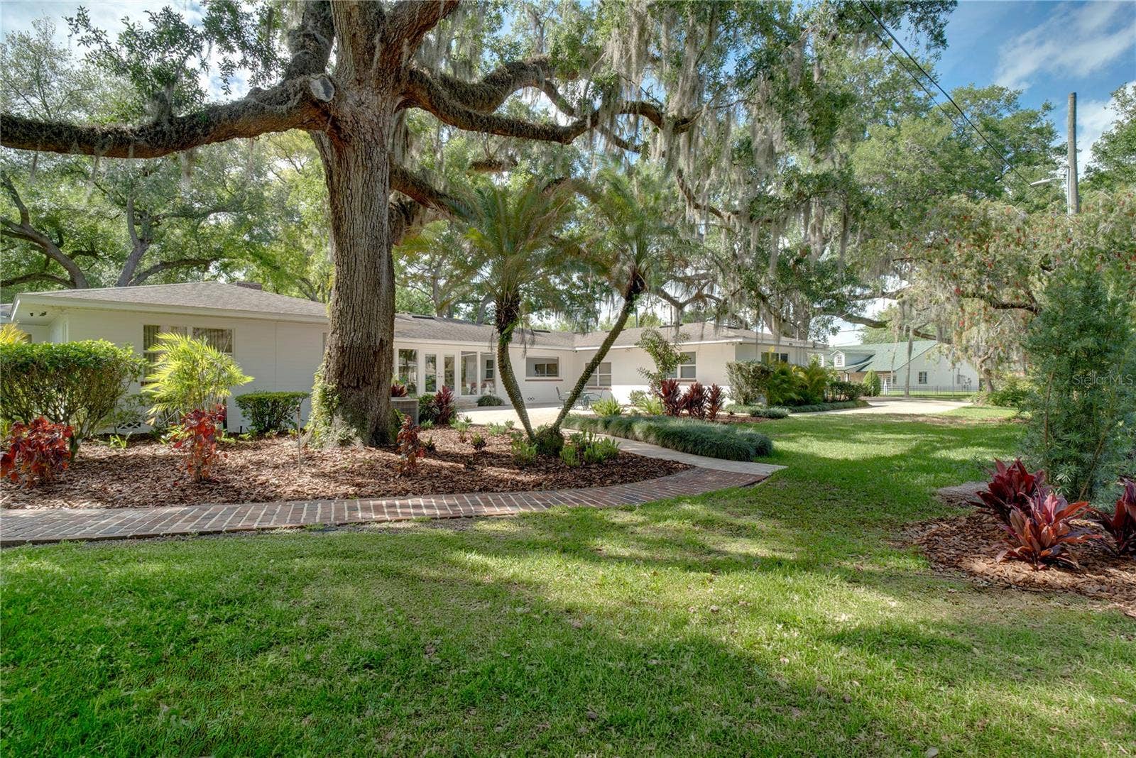 241 N DILLARD STREET, Winter Garden, FL 34787 241 N DILLARD STREET, Winter Garden, FL 34787