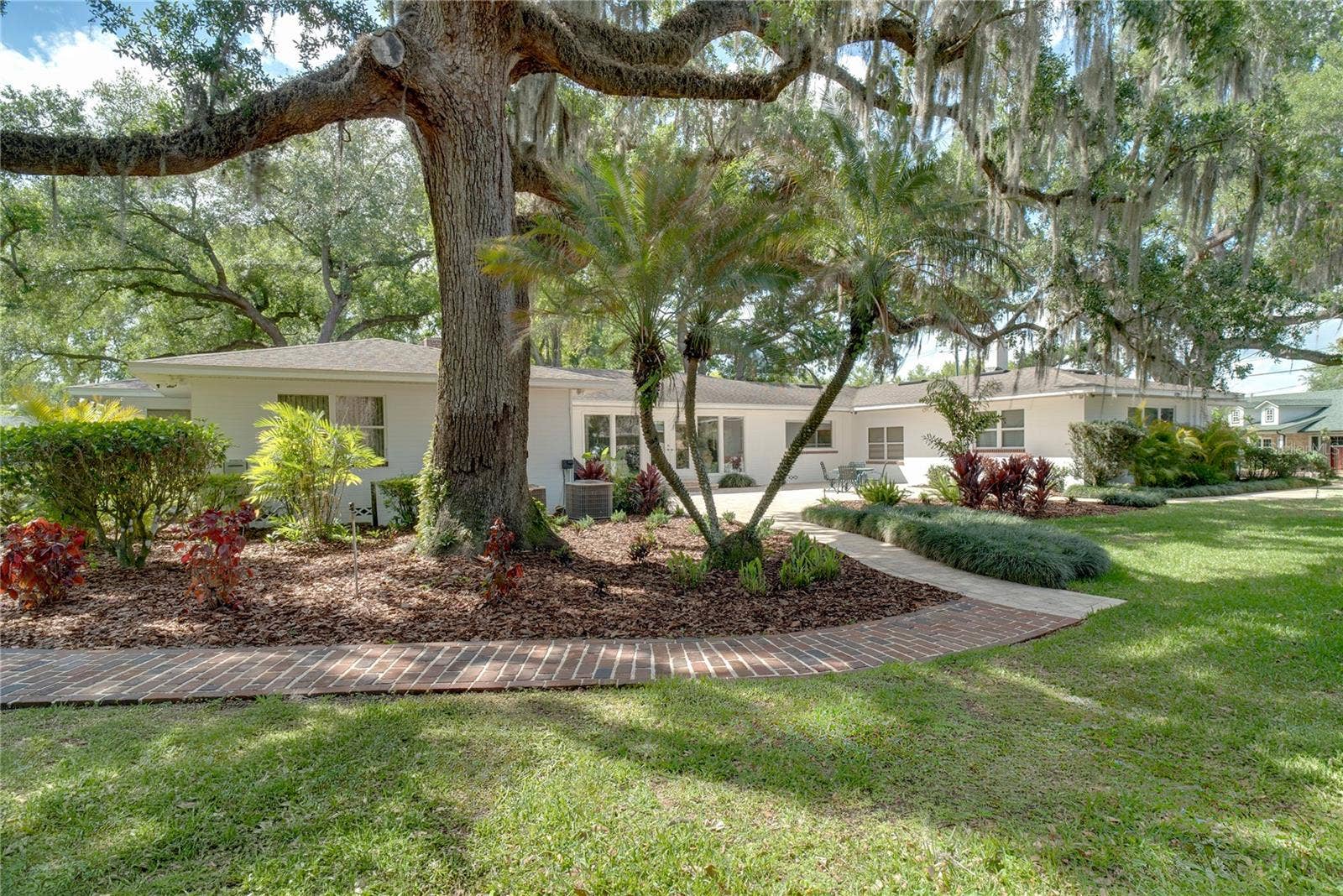 241 N DILLARD STREET, Winter Garden, FL 34787 241 N DILLARD STREET, Winter Garden, FL 34787