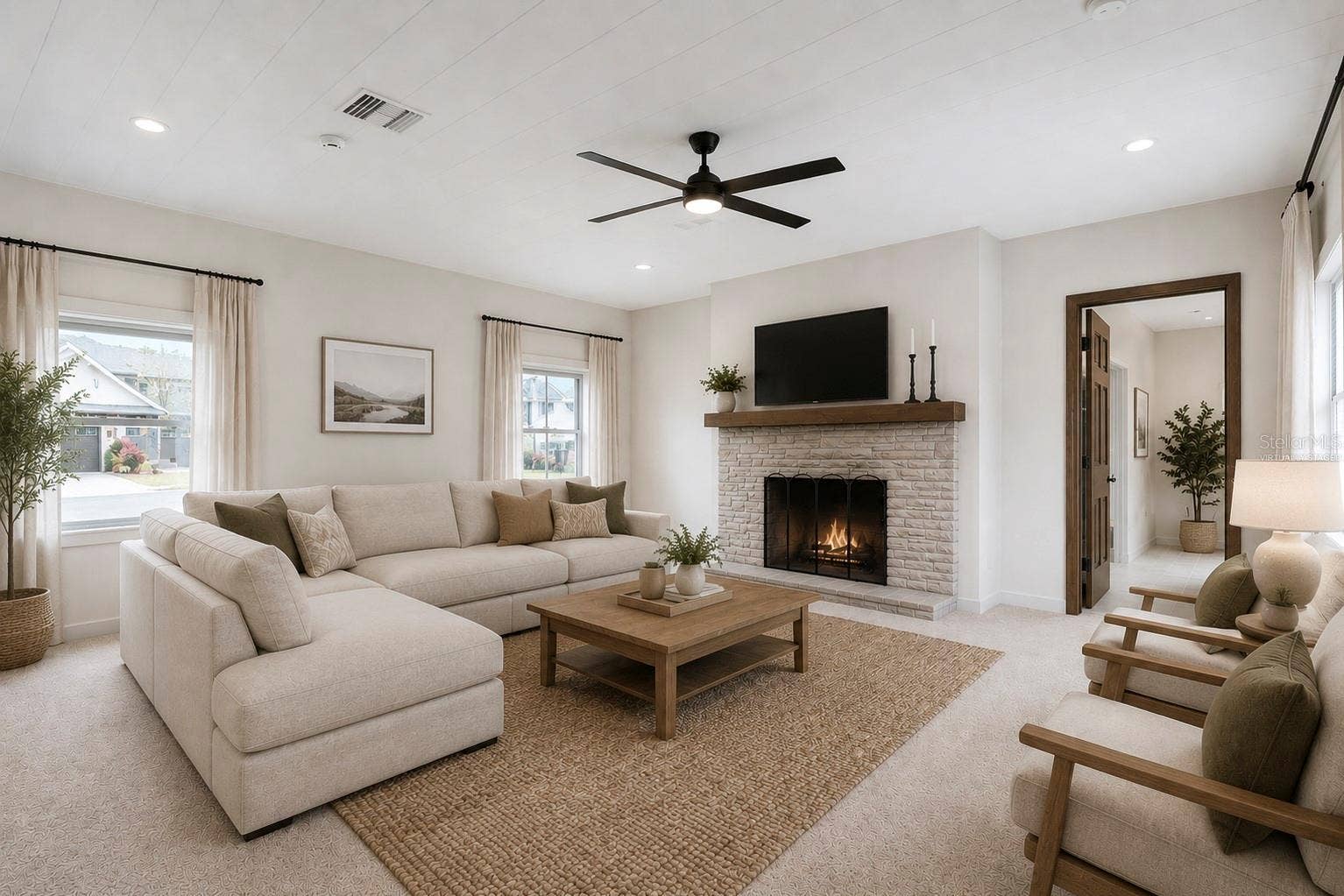 241 N DILLARD STREET, Winter Garden, FL 34787 Virtually staged - Remodeling potential