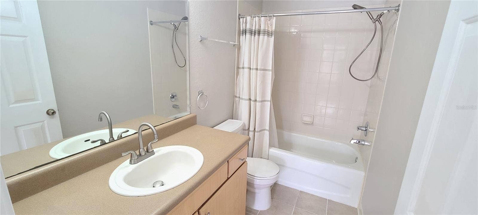 940 VILLAGE TRAIL, #3-205, Port Orange, FL 32127 940 VILLAGE TRAIL, #3-205, Port Orange, FL 32127