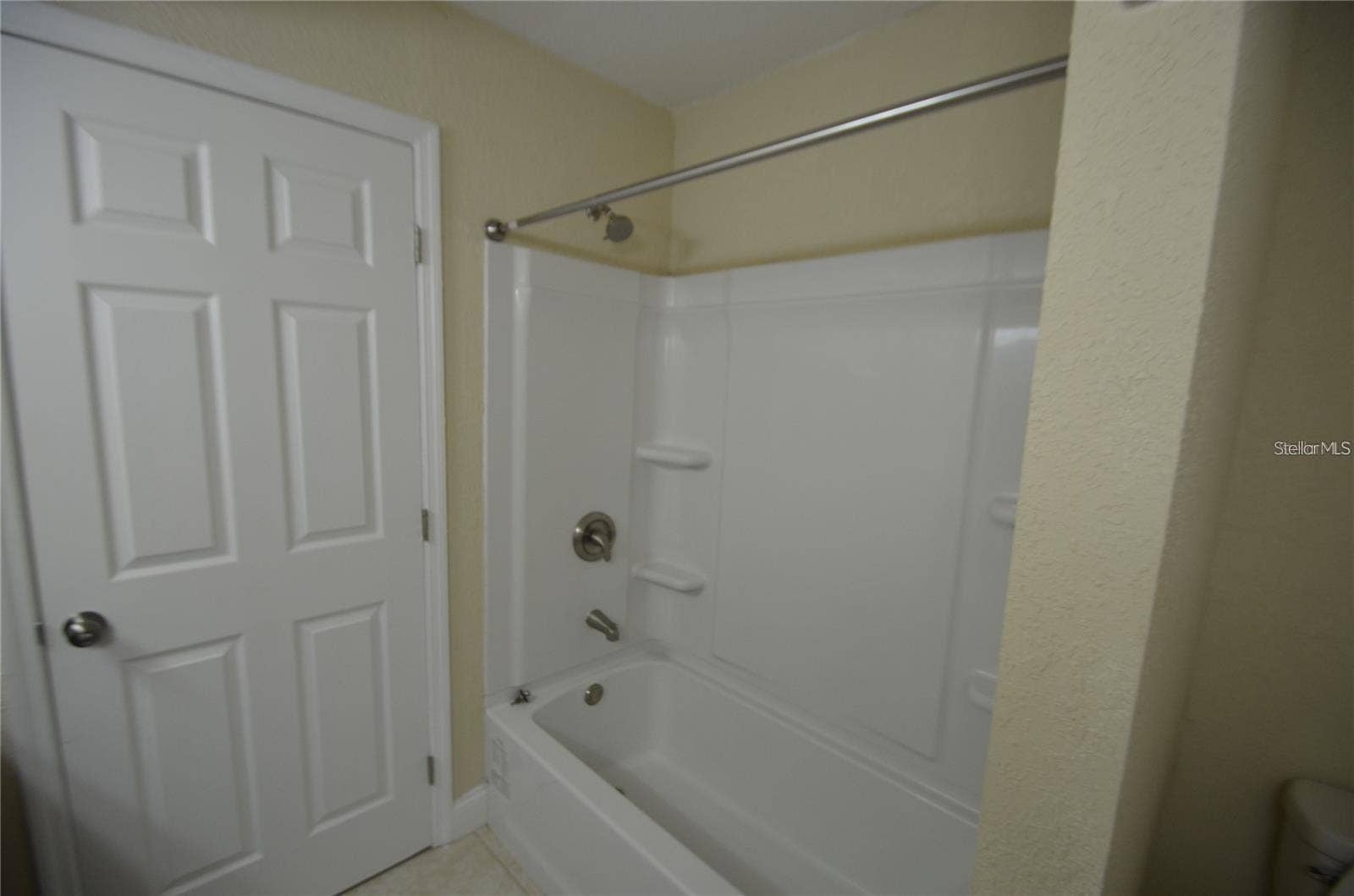 1835 WARRINGWOOD DRIVE, #GE, Orlando, FL 32839 1835 WARRINGWOOD DRIVE, #GE, Orlando, FL 32839