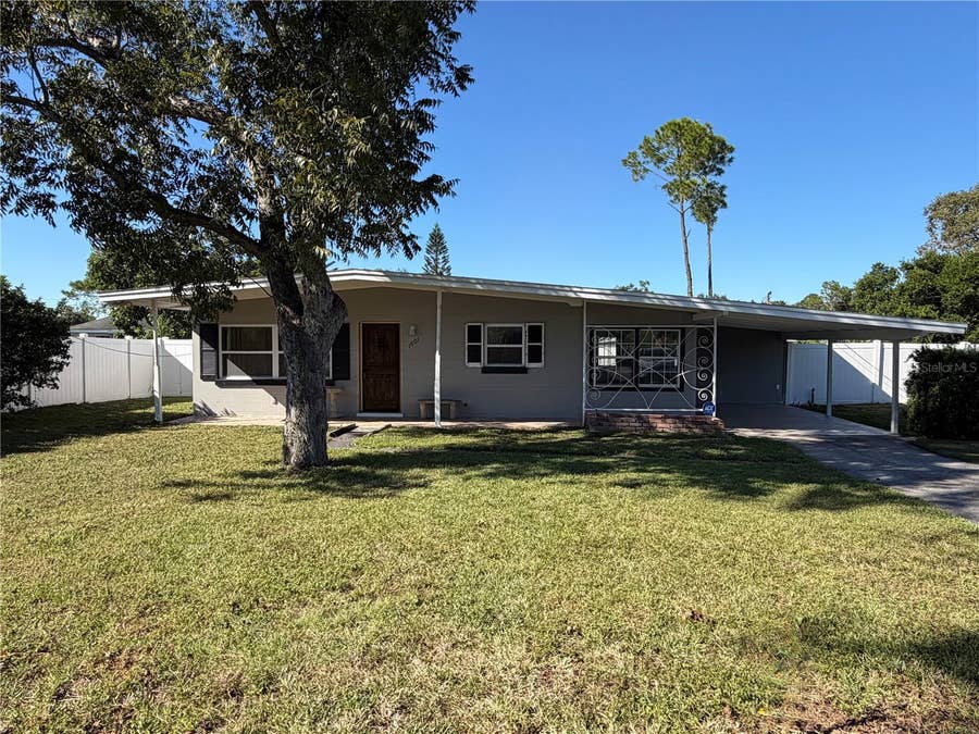 Property photo for 1601 ROSELAWN STREET SW, Winter Haven, FL