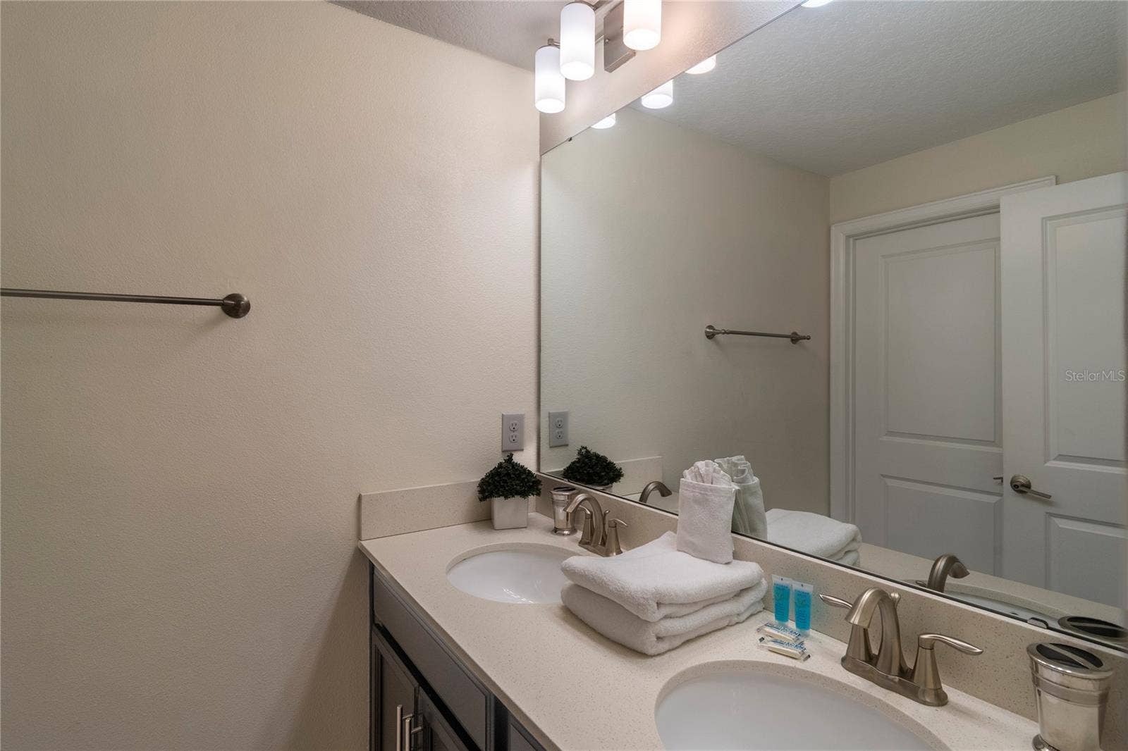 436 OCEAN COURSE AVENUE, Davenport, FL 33896 436 OCEAN COURSE AVENUE, Davenport, FL 33896