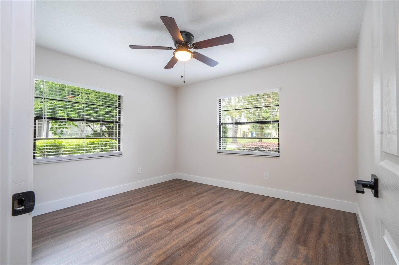 1124 MUNSTER STREET, Orlando, FL 32803 1124 MUNSTER STREET, Orlando, FL 32803