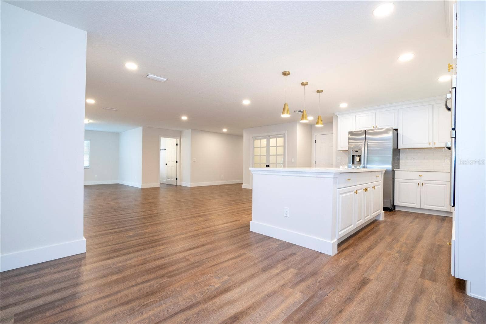 1124 MUNSTER STREET, Orlando, FL 32803 1124 MUNSTER STREET, Orlando, FL 32803