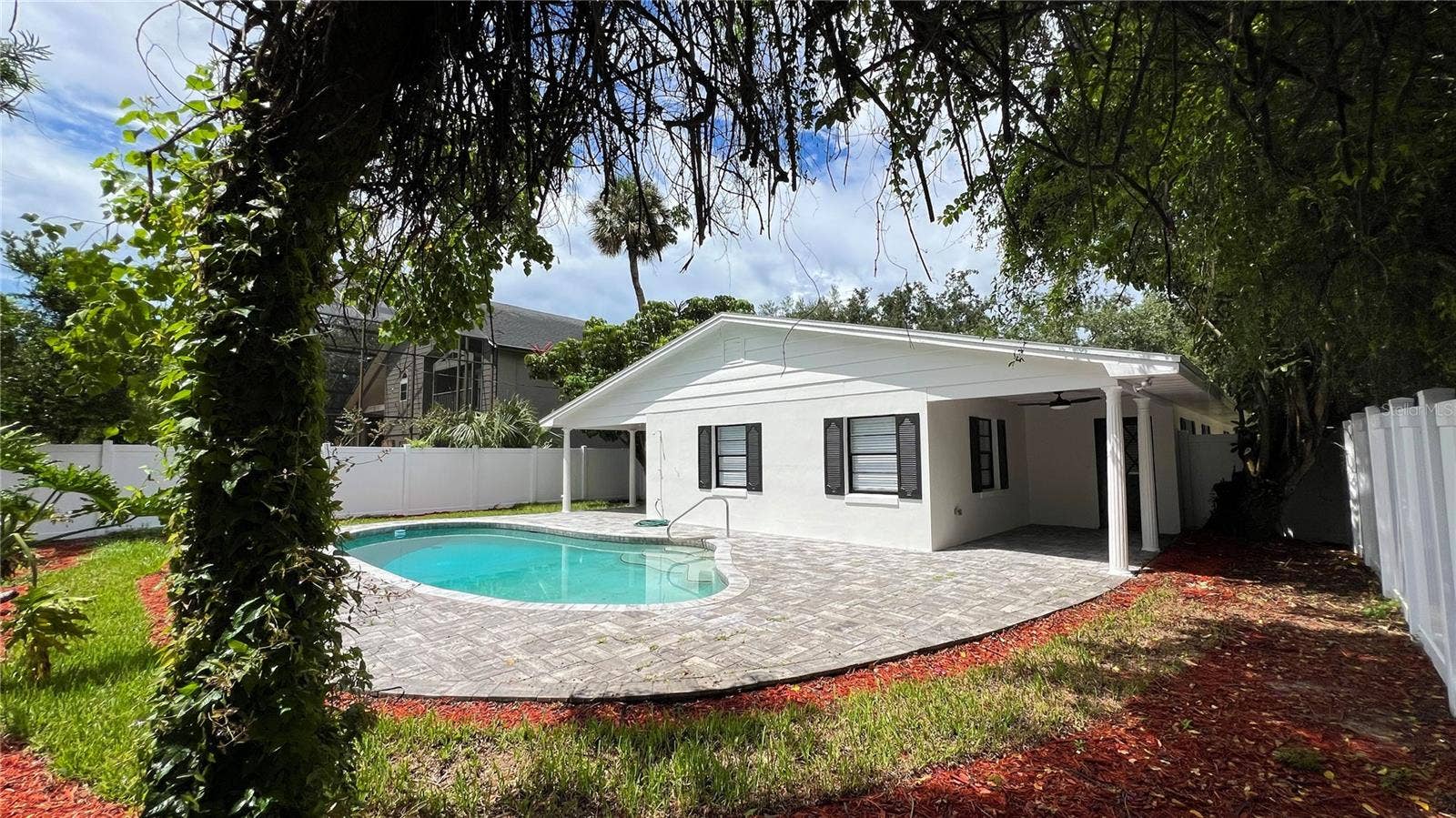 1124 MUNSTER STREET, Orlando, FL 32803 1124 MUNSTER STREET, Orlando, FL 32803