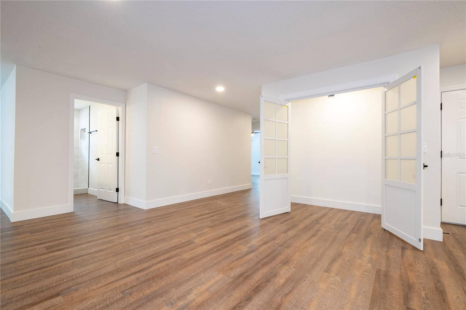 1124 MUNSTER STREET, Orlando, FL 32803 1124 MUNSTER STREET, Orlando, FL 32803