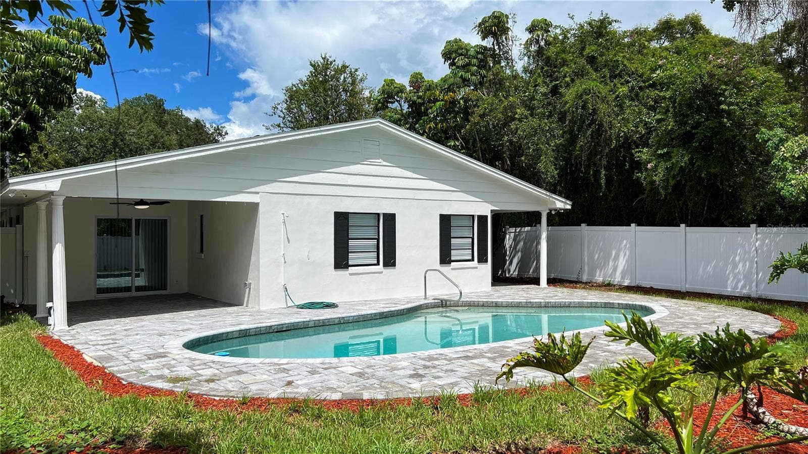 1124 MUNSTER STREET, Orlando, FL 32803 1124 MUNSTER STREET, Orlando, FL 32803