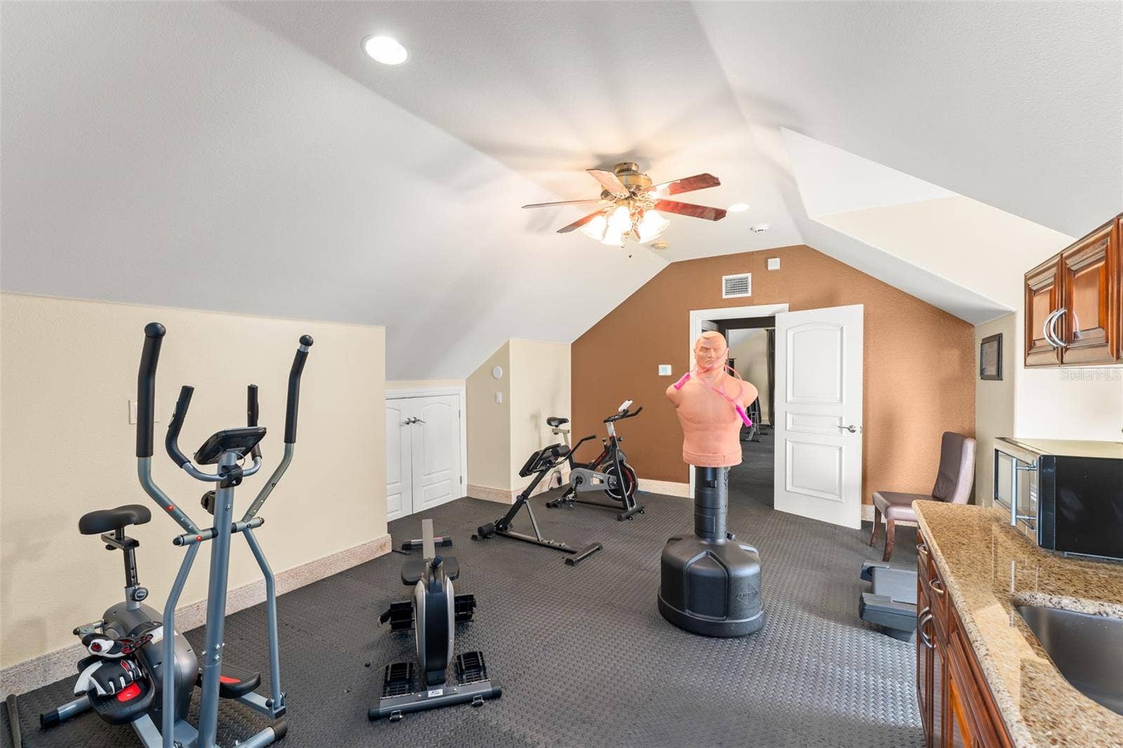 9575 WESTOVER ROBERTS ROAD, Windermere, FL 34786 9575 WESTOVER ROBERTS ROAD, Windermere, FL 34786