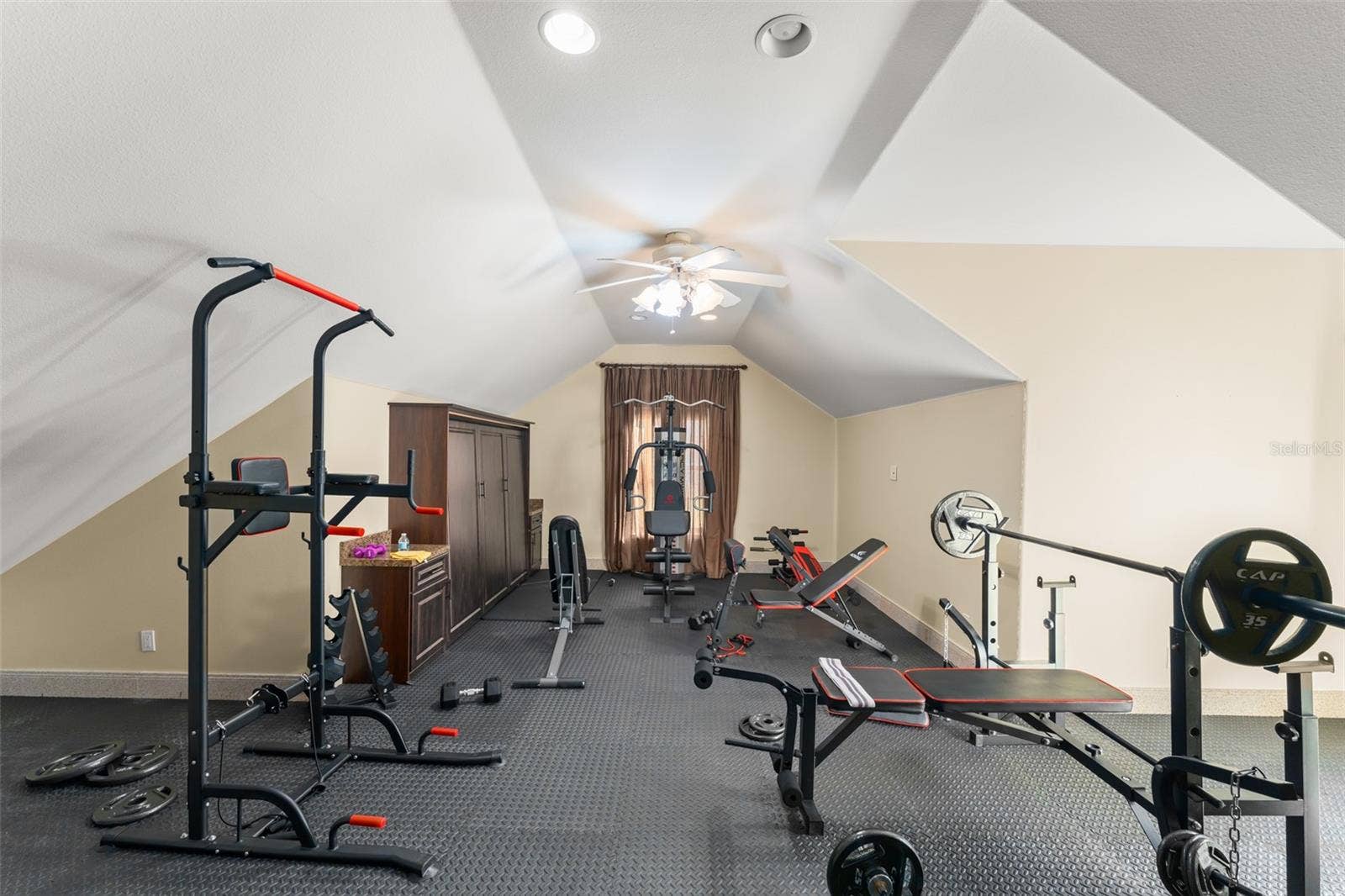 9575 WESTOVER ROBERTS ROAD, Windermere, FL 34786 9575 WESTOVER ROBERTS ROAD, Windermere, FL 34786