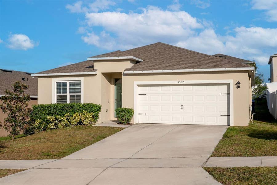 Property photo for 9537 BLACK WALNUT DRIVE, Clermont, FL