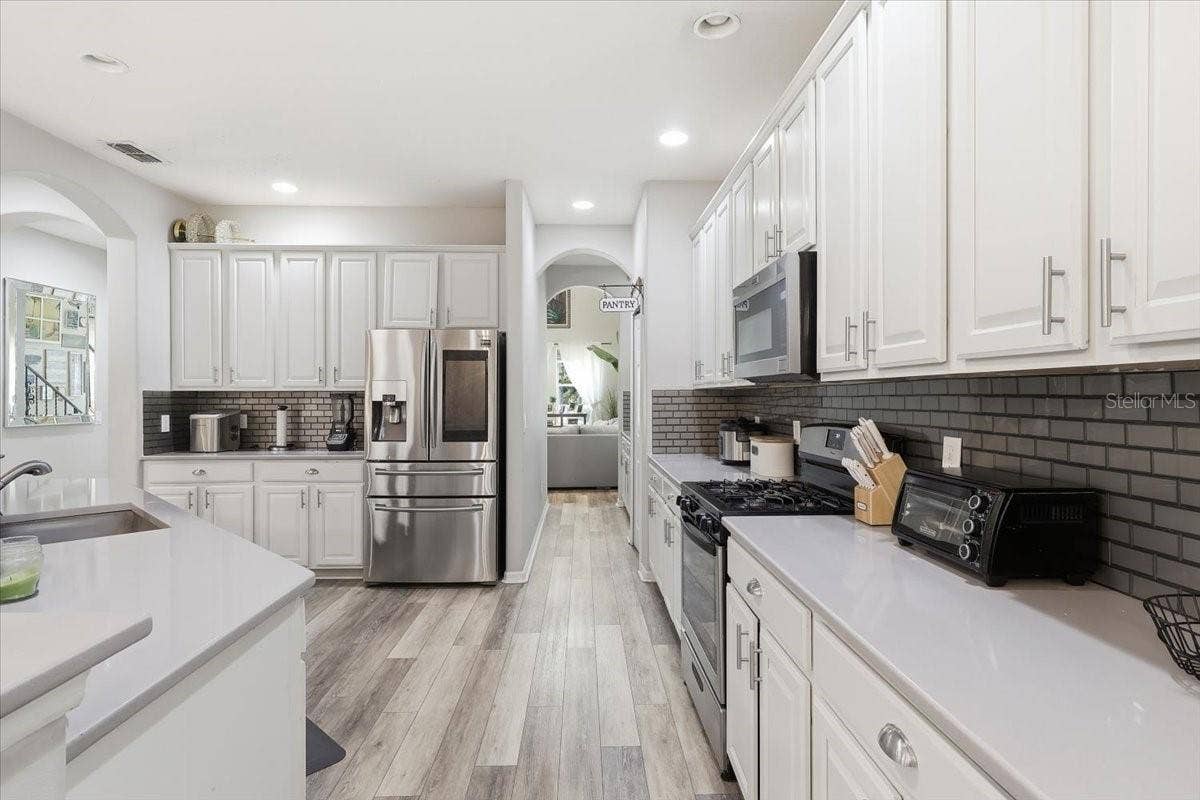 4415 BLUE MAJOR DRIVE, Windermere, FL 34786 4415 BLUE MAJOR DRIVE, Windermere, FL 34786