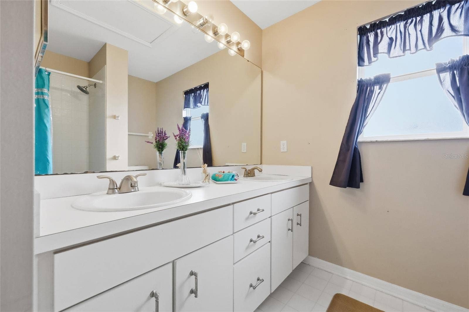 13200 MALLARD COVE BOULEVARD, Orlando, FL 32837 13200 MALLARD COVE BOULEVARD, Orlando, FL 32837