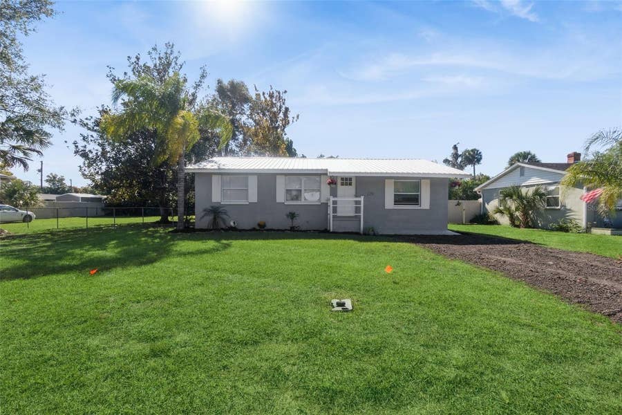 Property photo for 126 KENSINGTON ROAD, Deland, FL
