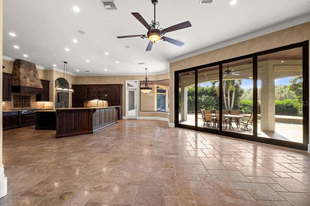 6130 GROSVENOR SHORE DRIVE, Windermere, FL 34786 6130 GROSVENOR SHORE DRIVE, Windermere, FL 34786