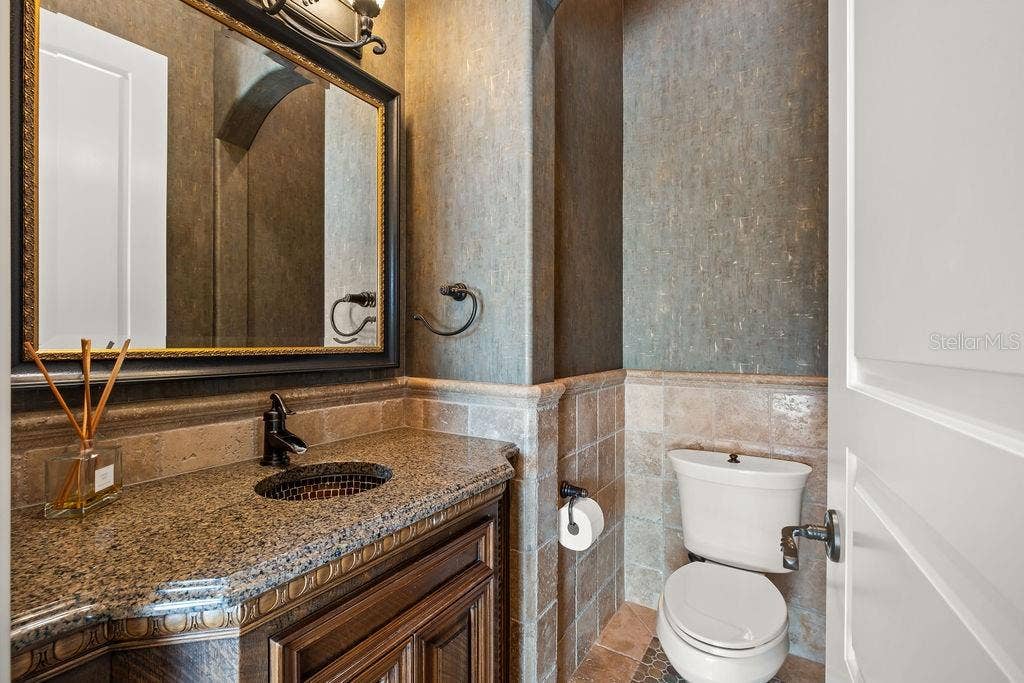 6130 GROSVENOR SHORE DRIVE, Windermere, FL 34786 6130 GROSVENOR SHORE DRIVE, Windermere, FL 34786