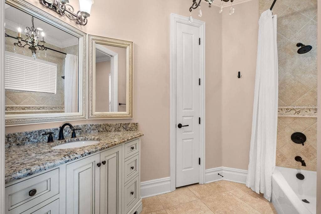 6130 GROSVENOR SHORE DRIVE, Windermere, FL 34786 6130 GROSVENOR SHORE DRIVE, Windermere, FL 34786