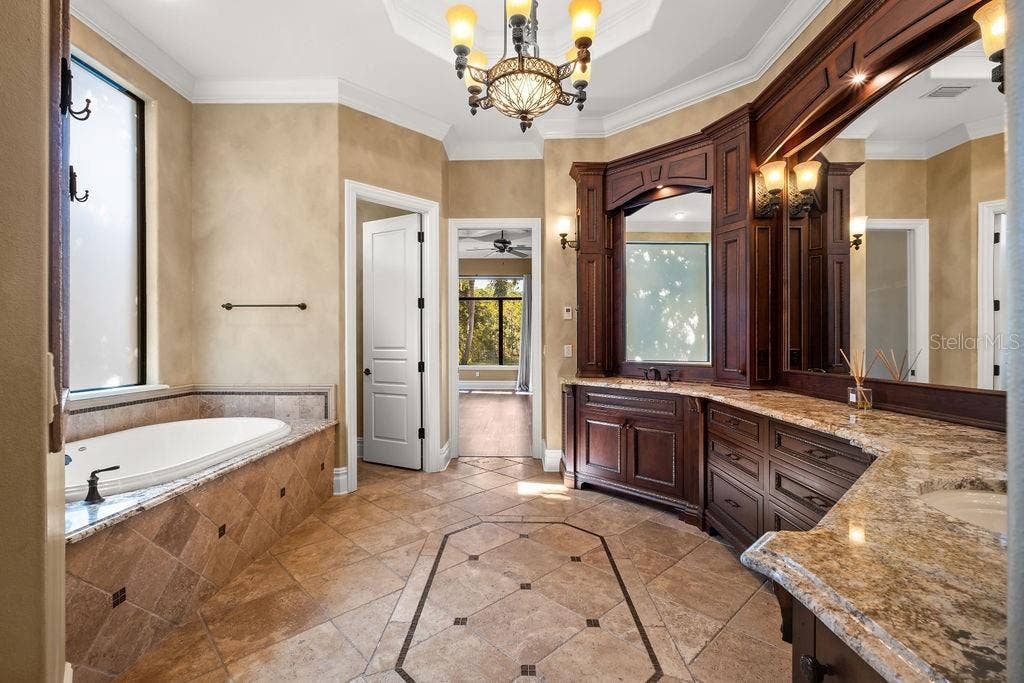 6130 GROSVENOR SHORE DRIVE, Windermere, FL 34786 6130 GROSVENOR SHORE DRIVE, Windermere, FL 34786