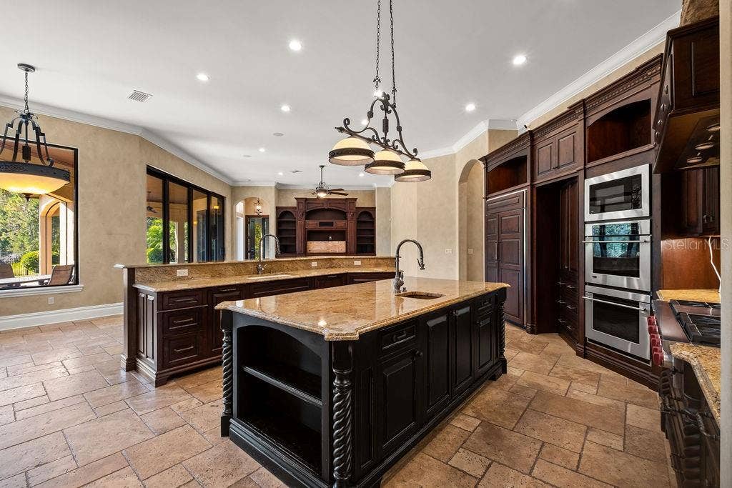 6130 GROSVENOR SHORE DRIVE, Windermere, FL 34786 6130 GROSVENOR SHORE DRIVE, Windermere, FL 34786