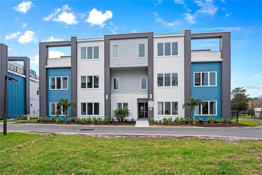 Property photo for Reunion, FL