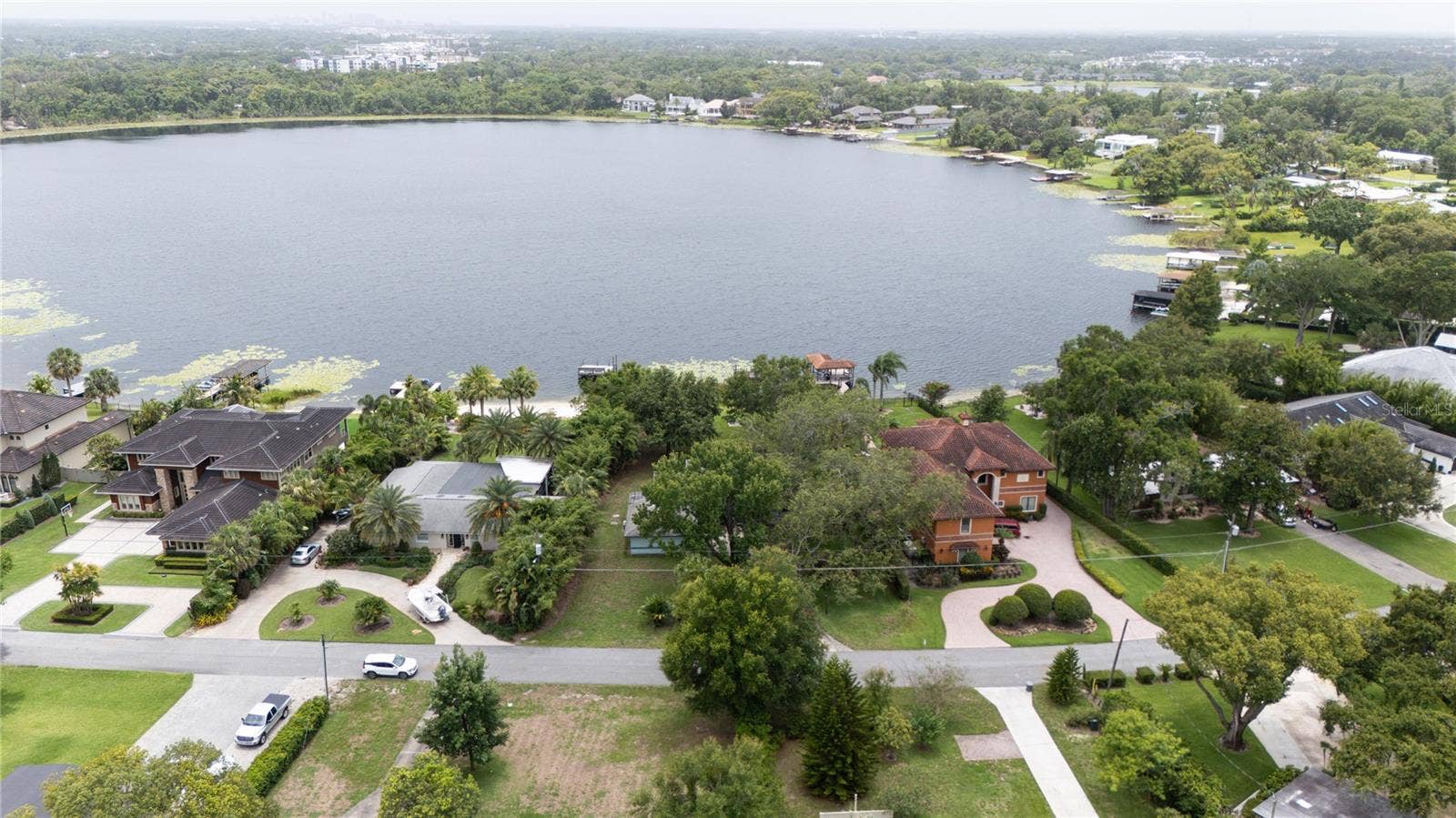 360 LAKE SEMINARY CIRCLE, Maitland, FL 32751 360 LAKE SEMINARY CIRCLE, Maitland, FL 32751