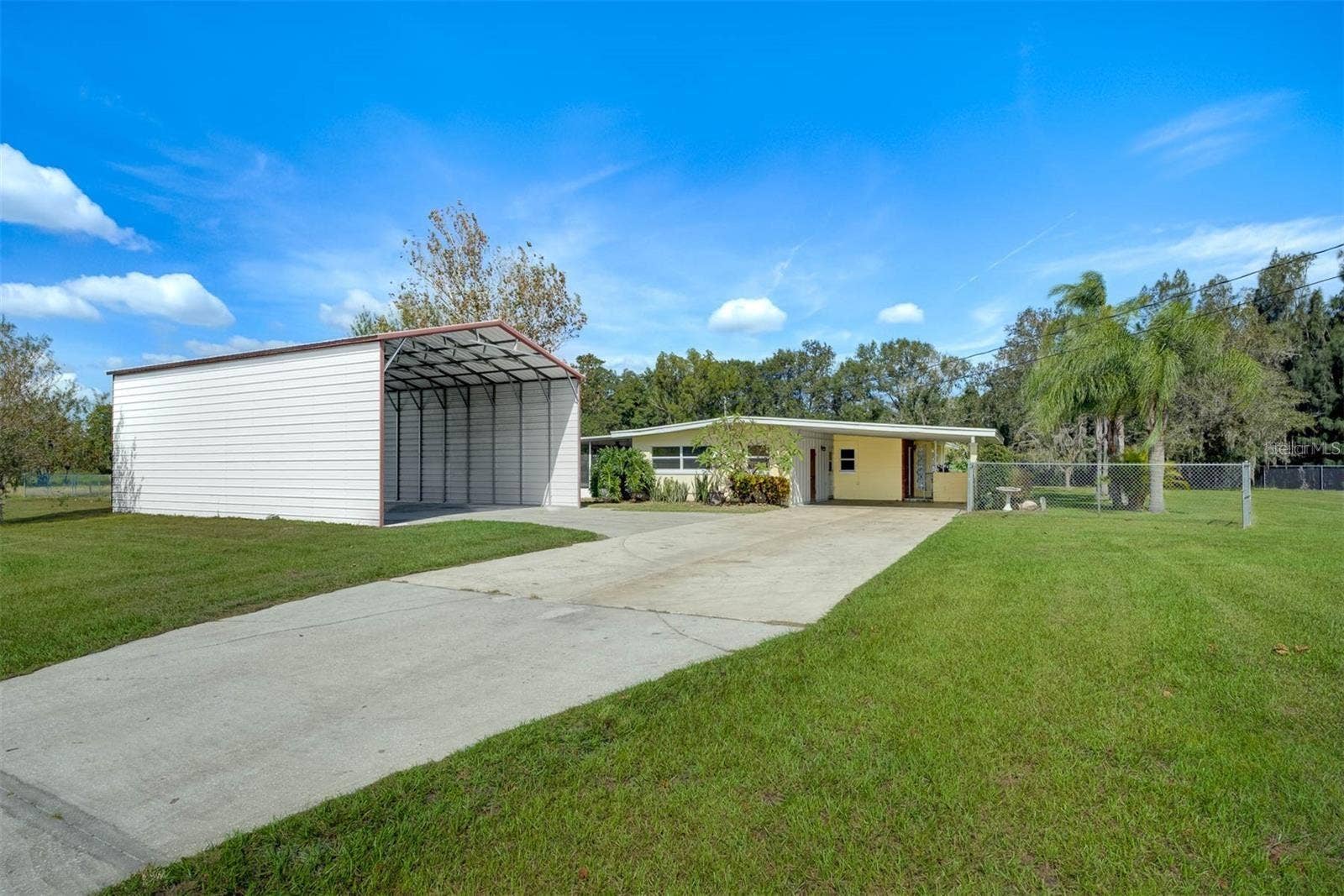 350 S 5TH STREET, Orlando, FL 32833 350 S 5TH STREET, Orlando, FL 32833