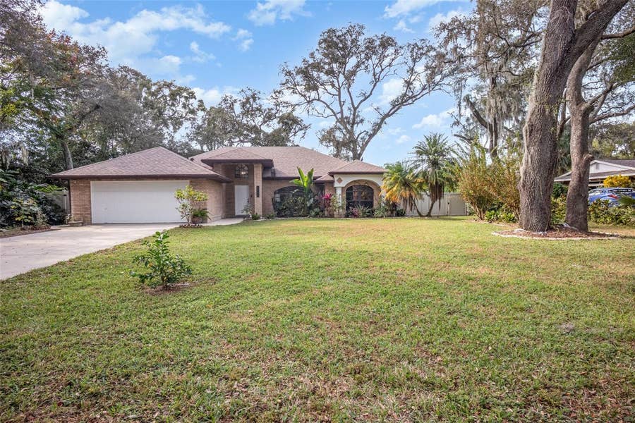 Property photo for 1356 CANARY DRIVE, Deland, FL