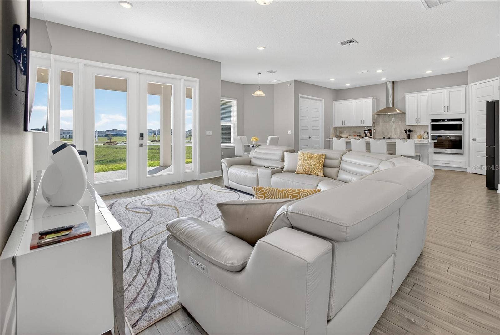 5217 CITRUS LEAF BOULEVARD, Winter Garden, FL 34787 5217 CITRUS LEAF BOULEVARD, Winter Garden, FL 34787