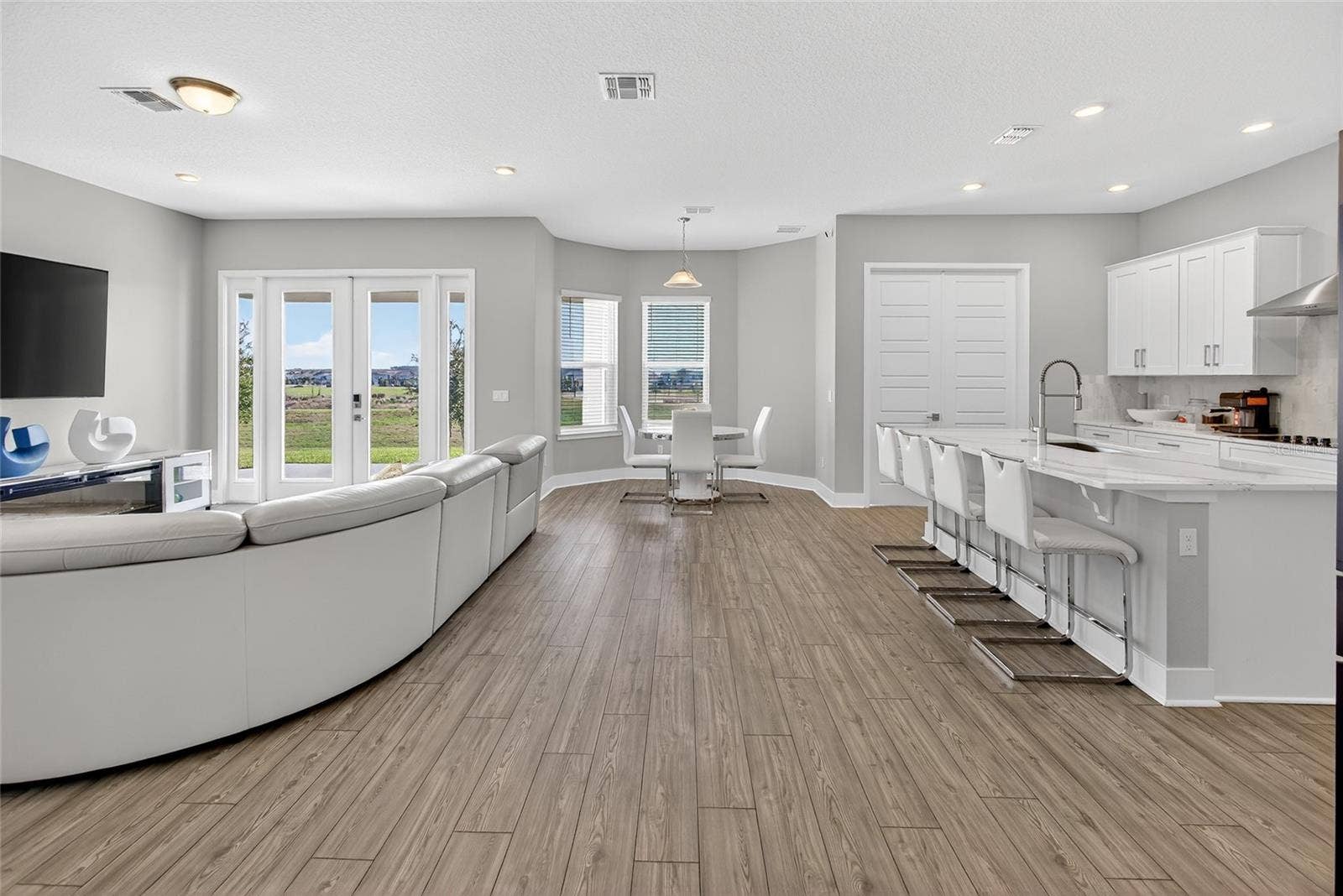 5217 CITRUS LEAF BOULEVARD, Winter Garden, FL 34787 5217 CITRUS LEAF BOULEVARD, Winter Garden, FL 34787
