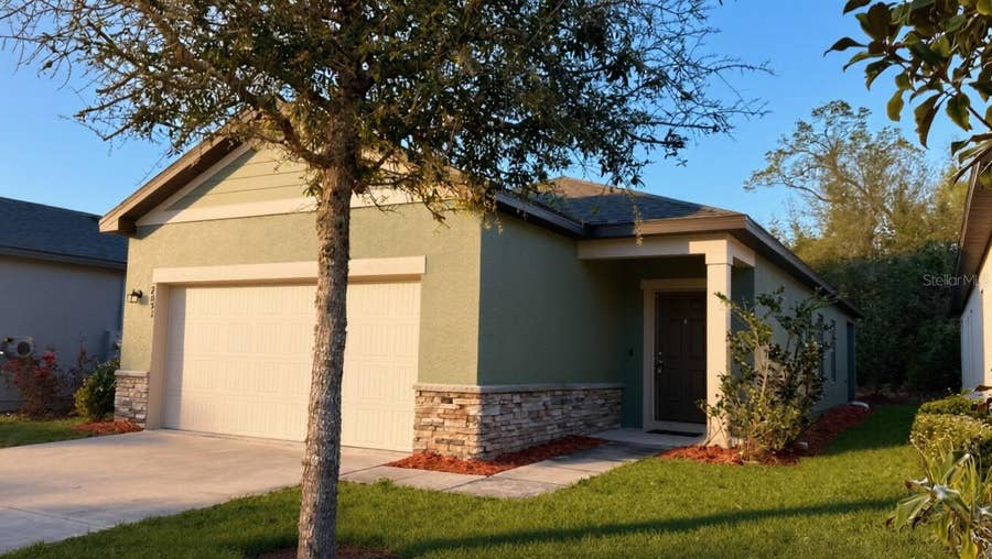 Property photo for 2051 CADES COVE WAY, Deland, FL